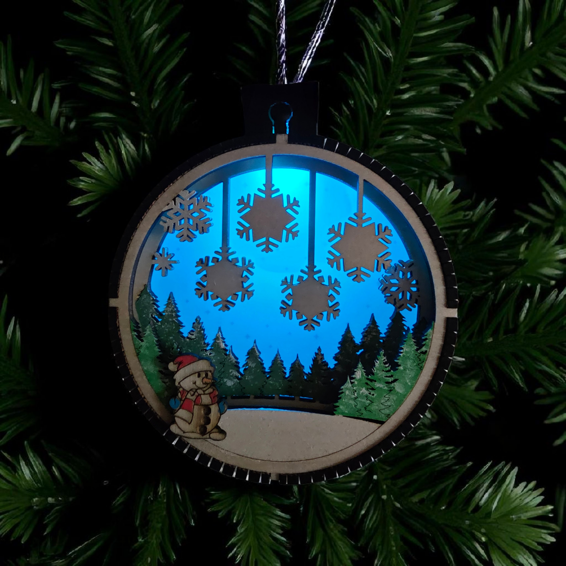 Custom Family Snowflake Christmas Ornament – Lighted or Unlit | Personalized with 2–7 Names